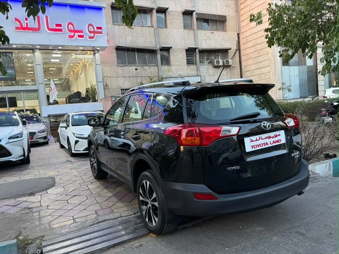 تویوتا،  راوفور