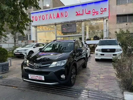 تویوتا راوفور