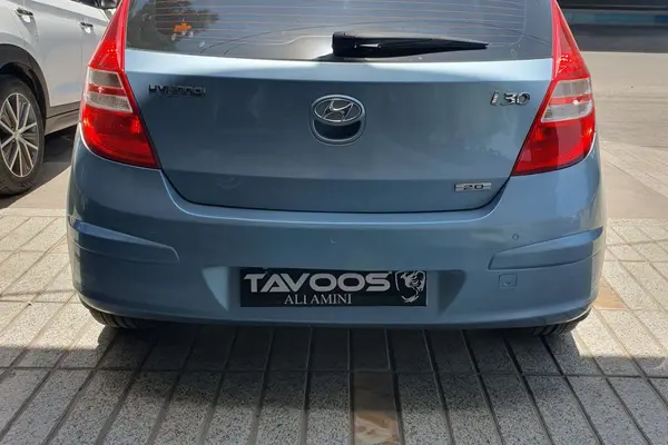 هیوندای  i30