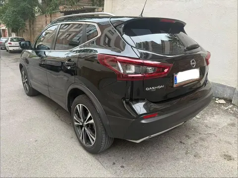 نیسان، قشقایی