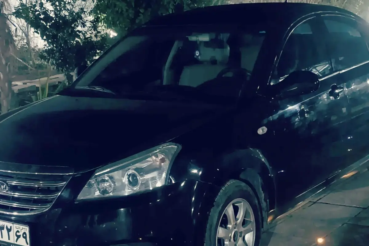 ام وی ام،  550