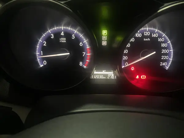 مزدا، 3 نیو صندوق دار