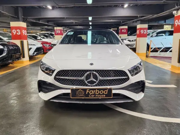 بنز، کلاس A سدان