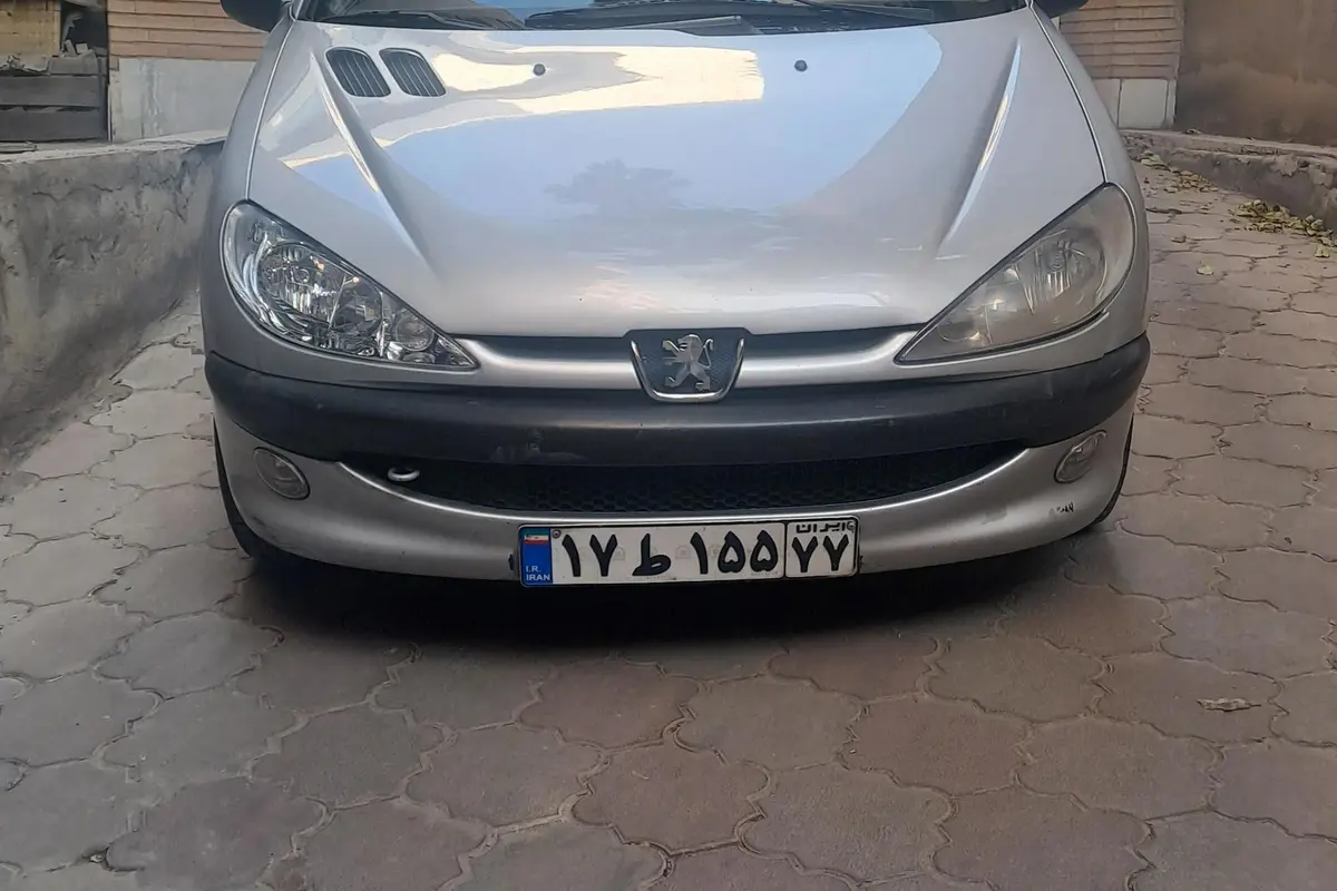 پژو،  206