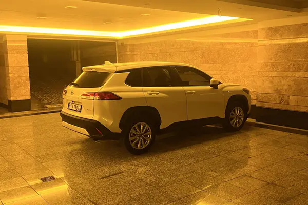 تویوتا، کرولا کراس هیبرید