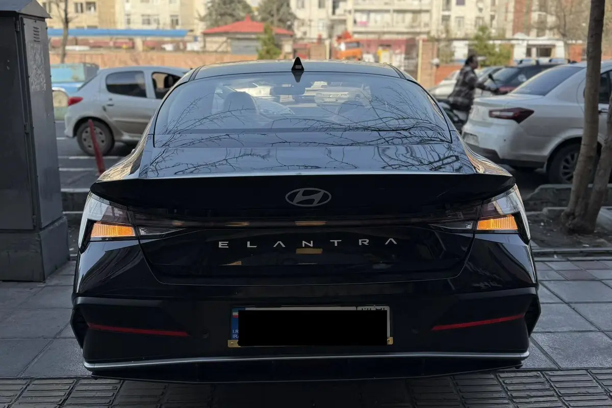 هیوندای،  النترا