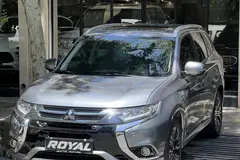 میتسوبیشی، اوتلندر PHEV