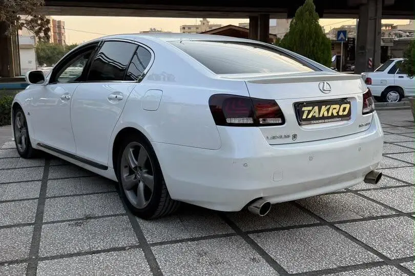 لکسوس،  GS
