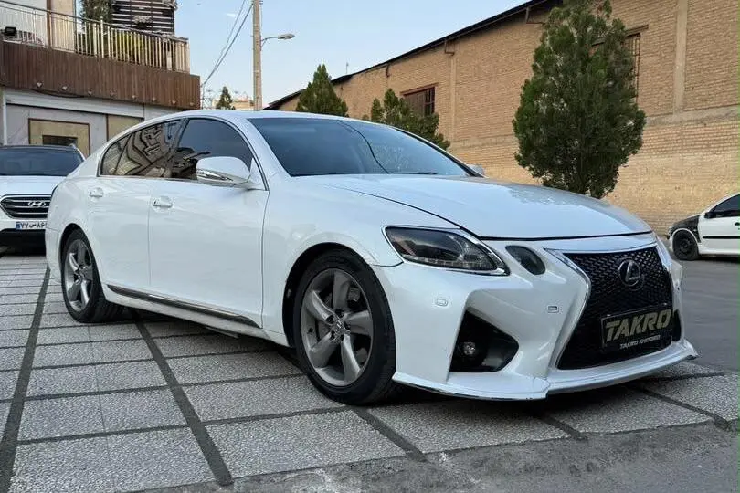 لکسوس،  GS