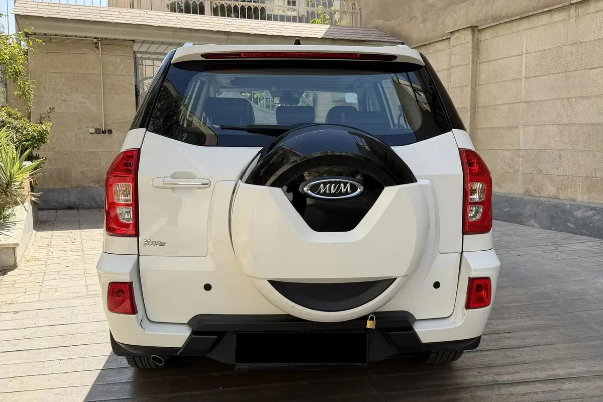 ام وی ام،  X33 S