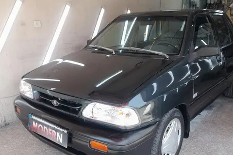 پراید، صندوق دار