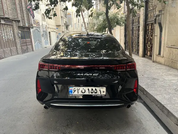 کی ام سی  J7