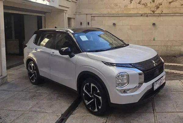 میتسوبیشی، اوتلندر