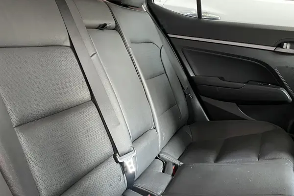 هیوندای، النترا