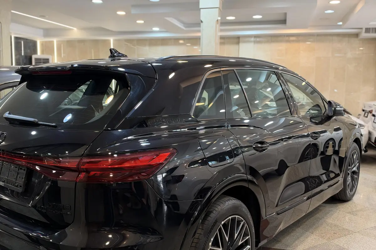 آئودی،  Q5 e-tron