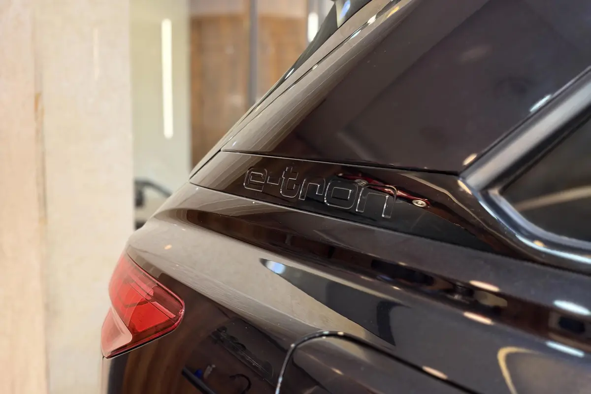 آئودی،  Q5 e-tron