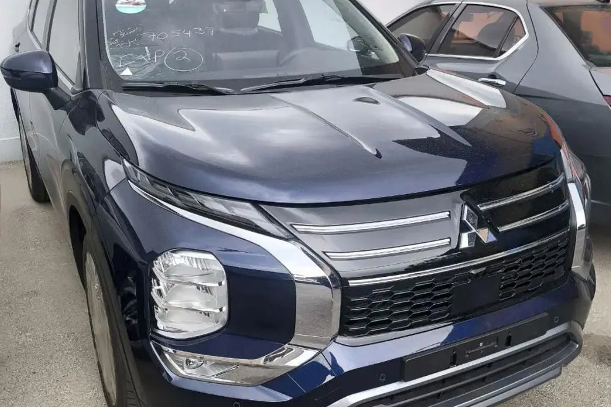 میتسوبیشی،  اوتلندر