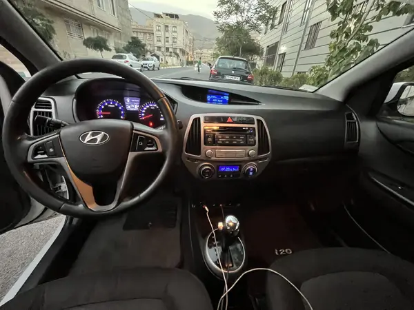 هیوندای، i20