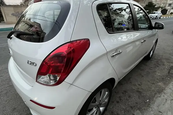 هیوندای، i20