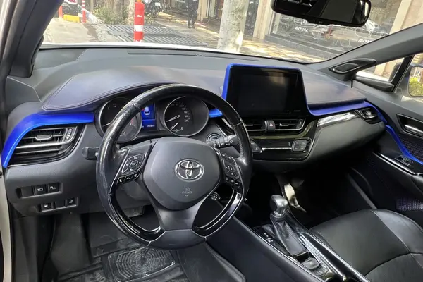 تویوتا، C-HR