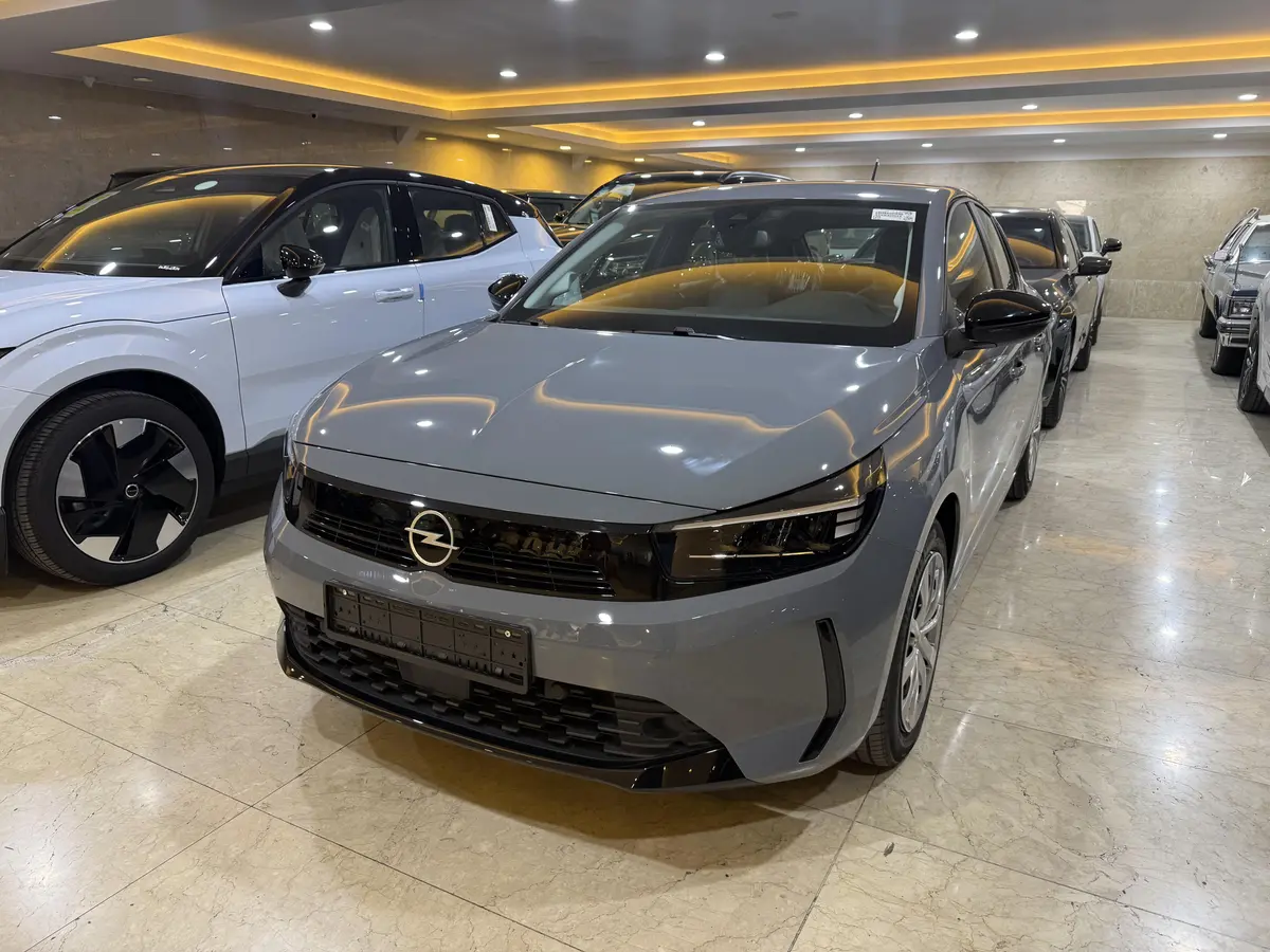 اپل  کورسا