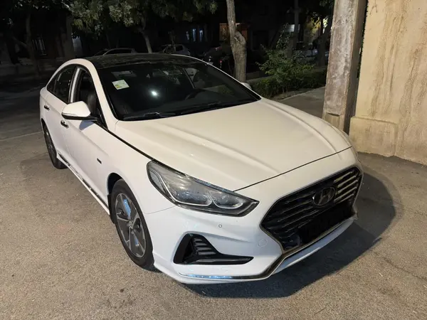 هیوندای  سوناتا هیبرید