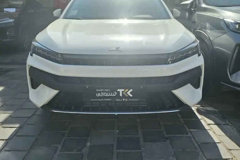 کی ام سی  J7
