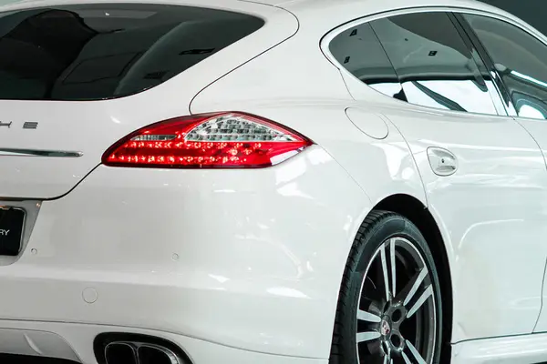 پورشه، پانامرا