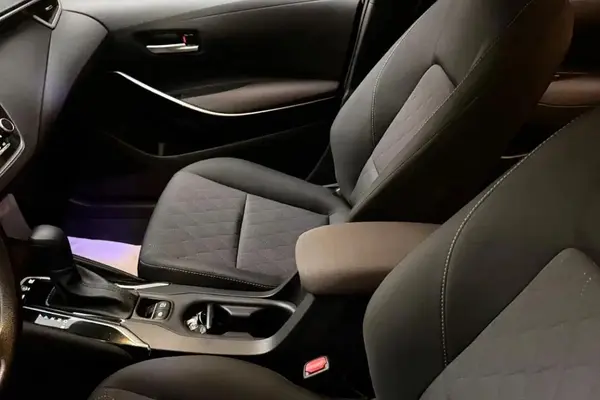 تویوتا، کرولا هیبرید