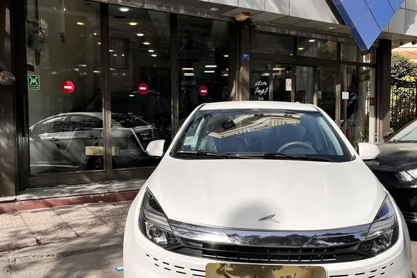 پیش فروش کی ام سی، ایگل