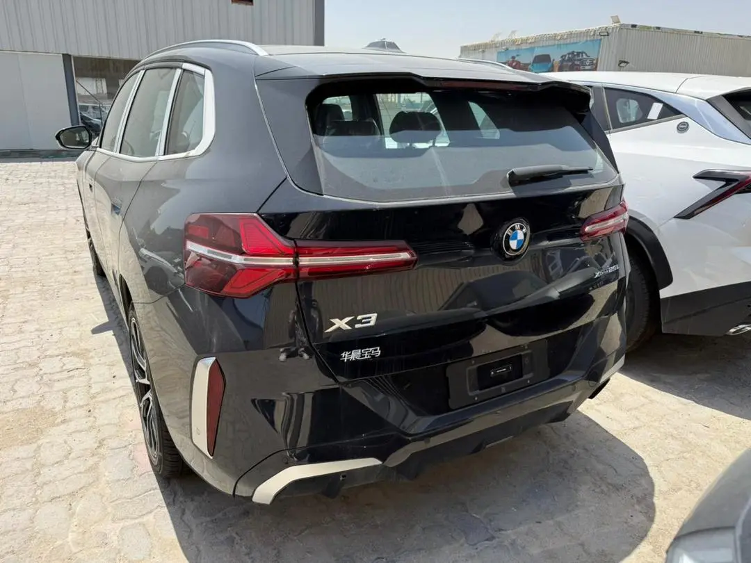 ب ام و،  X3