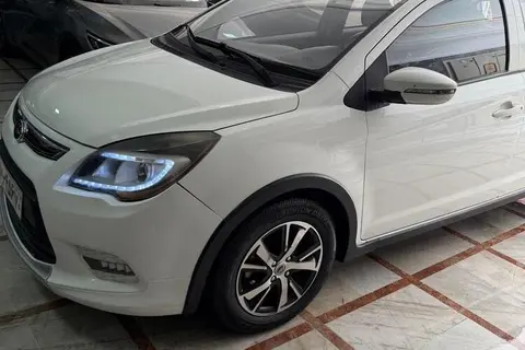 لیفان، X50