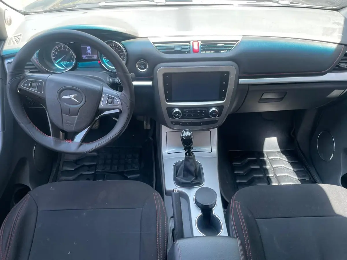 کی ام سی،  T8