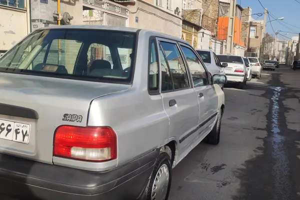 پراید، صندوق دار