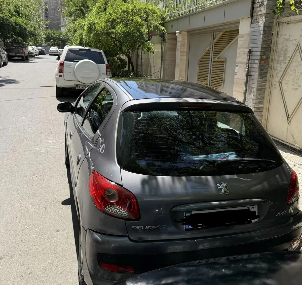 پژو،  207