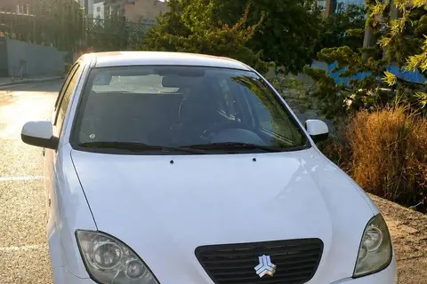تیبا، هاچ بک