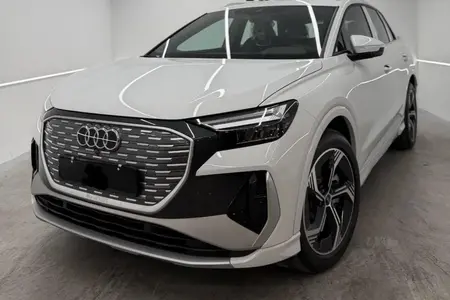 آئودی Q4 e-tron