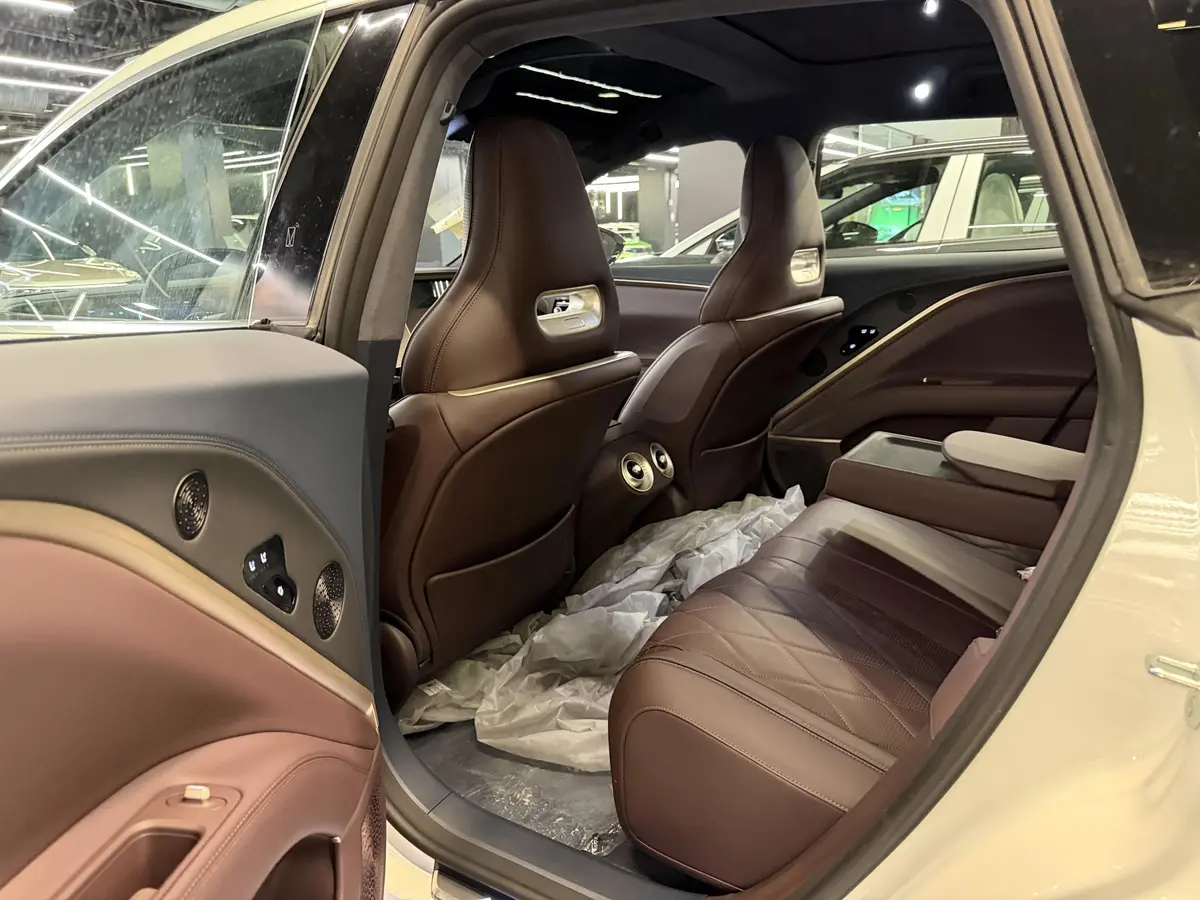 اوتار،  11EV