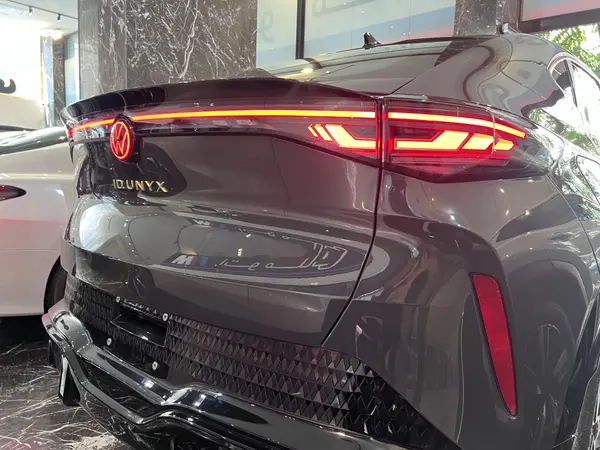 فولکس، آی دی یونیکس