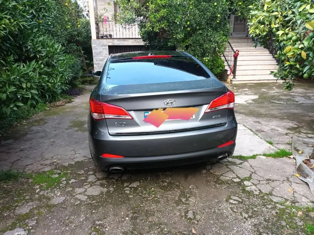 هیوندای،  i40