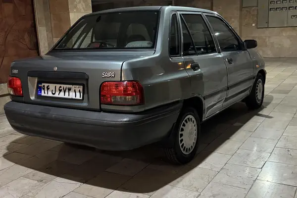 پراید، صندوق دار