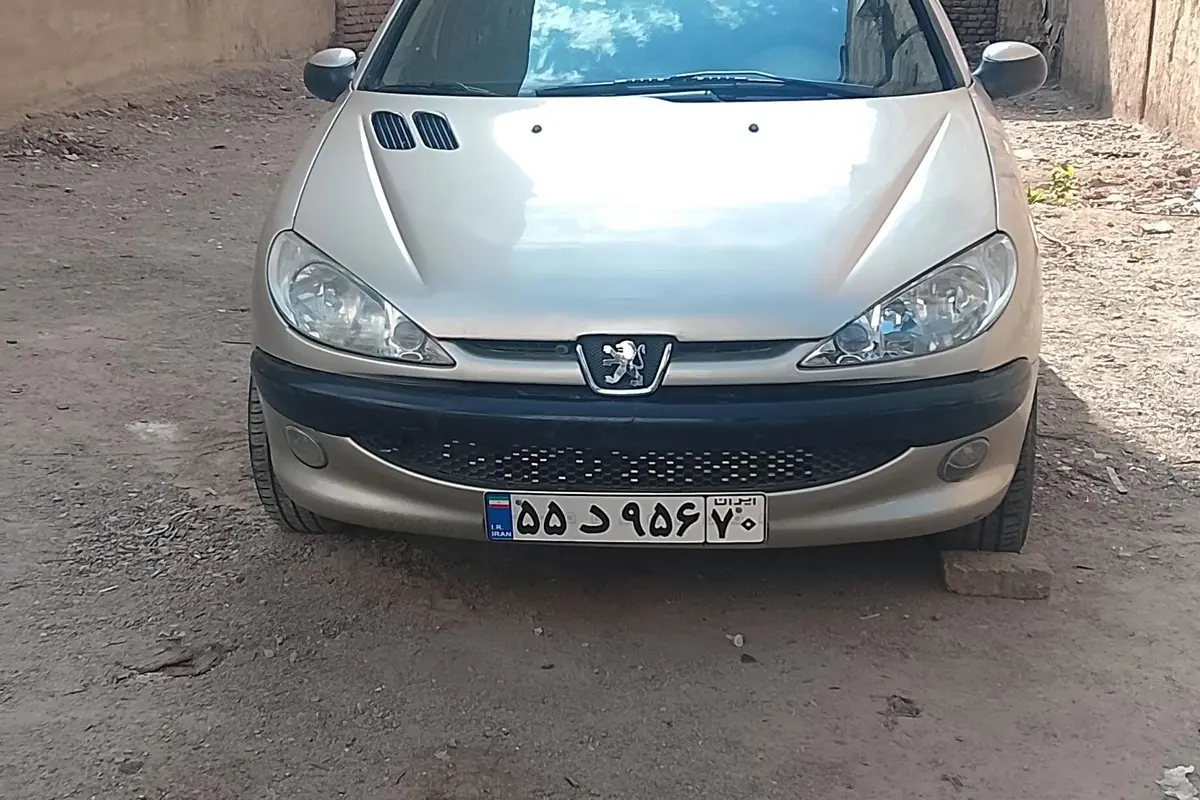 پژو،  206
