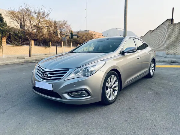 هیوندای، آزرا (گرنجور)