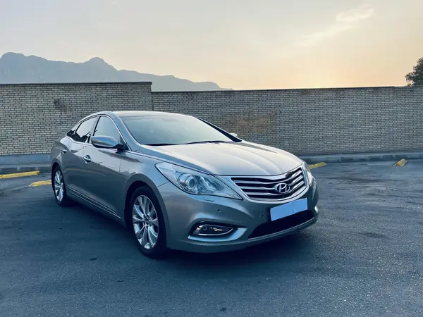 هیوندای، آزرا (گرنجور)