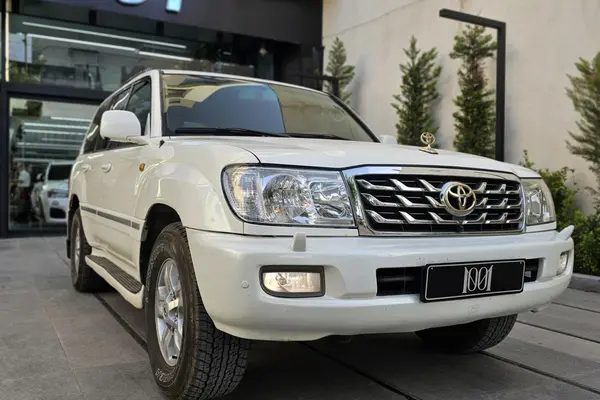 تویوتا، لندکروز چهار در