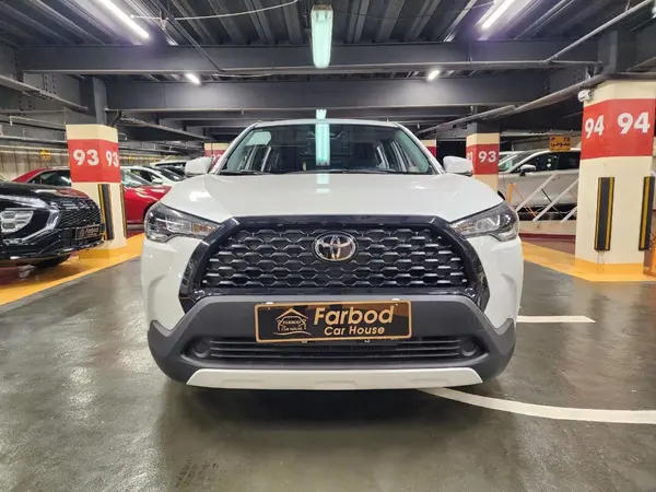 تویوتا، کرولا کراس هیبرید