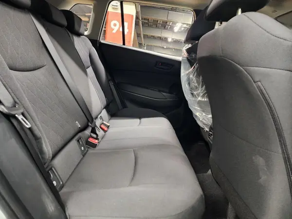 تویوتا، کرولا کراس هیبرید