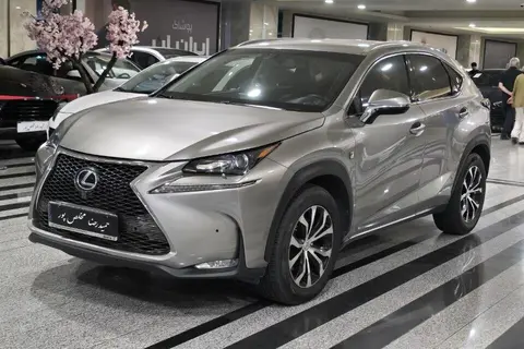 لکسوس، NX