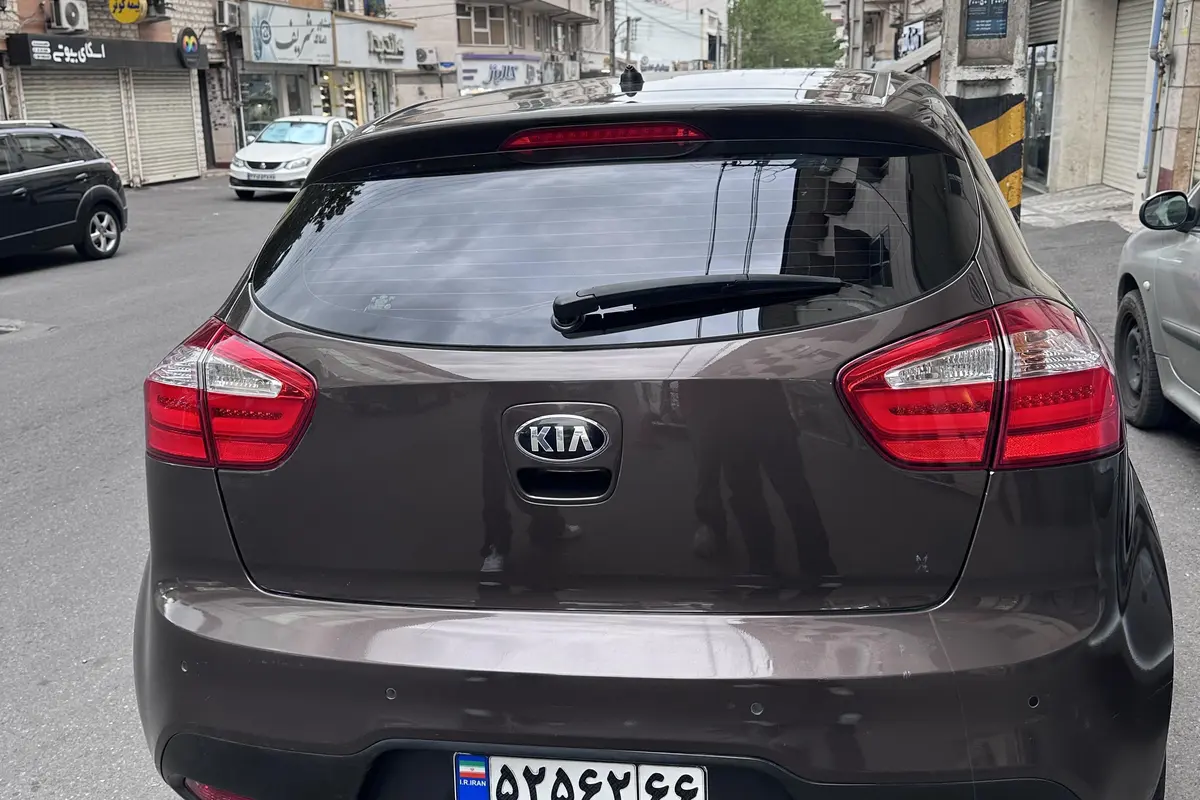 کیا،  ریو هاچ بک