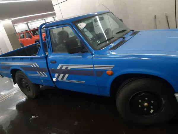 زامیاد، وانت نیسان